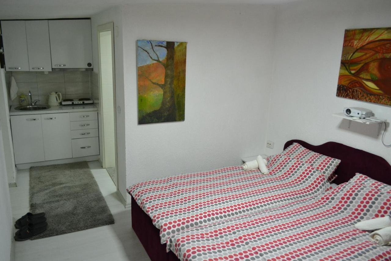 Honey Home By Kostoski Inn Prilep Eksteriør bilde
